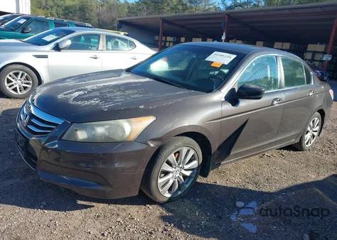 2011 Honda Accord 2.4 Ex-L from USA, damaged, VIN 1HGCP2F88BA148249